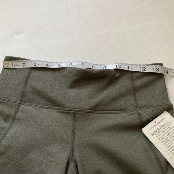 New Lululemon Gather and Crow Crop Heathered Willow Size 6 - Picture 10 of 15